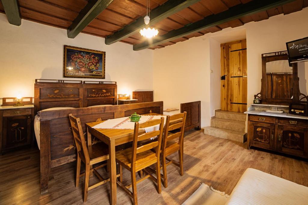 Penzión Starý Hostinec Banská Štiavnica Exterior foto