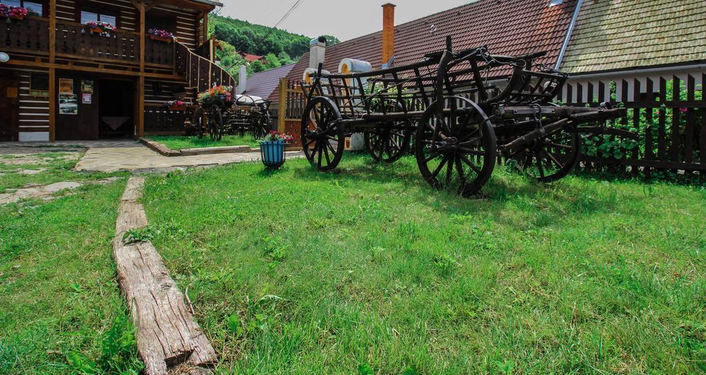 Penzión Starý Hostinec Banská Štiavnica Exterior foto